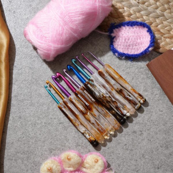 Aluminum Crochet Hook with Resin Handle