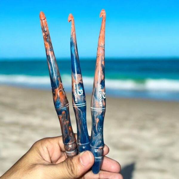 Cadet Streamline Resin Crochet Hook