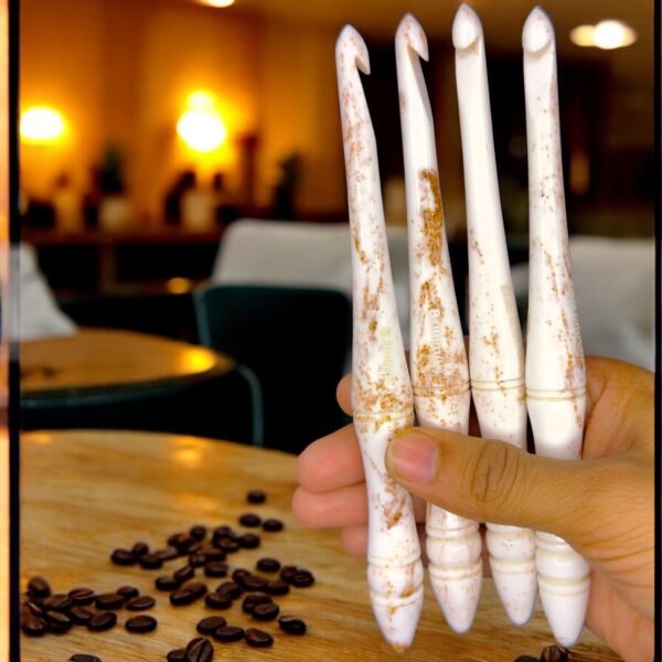 White Albite Ergonomic Resin Crochet Hook